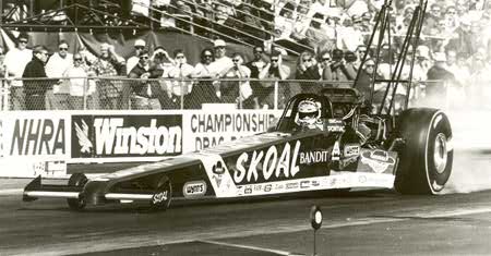 1990 – Snake ends Funny Car career and switches back to Top Fuel